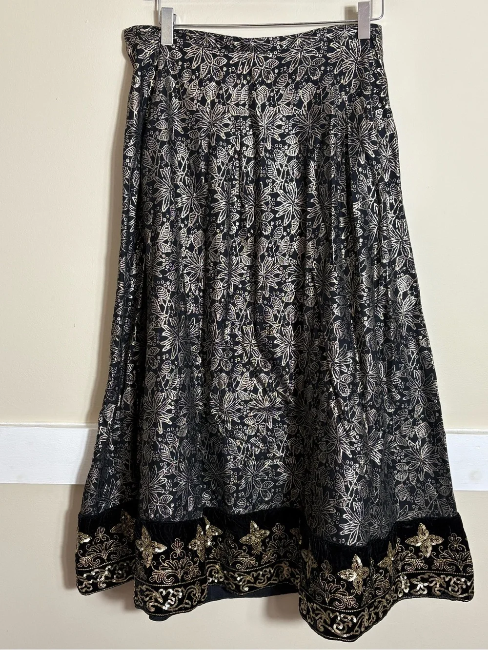 Soft Surroundings Petite Large Maxi Skirt Black Gold Velvet Sequin Boho Luxe - Picture 2 of 12